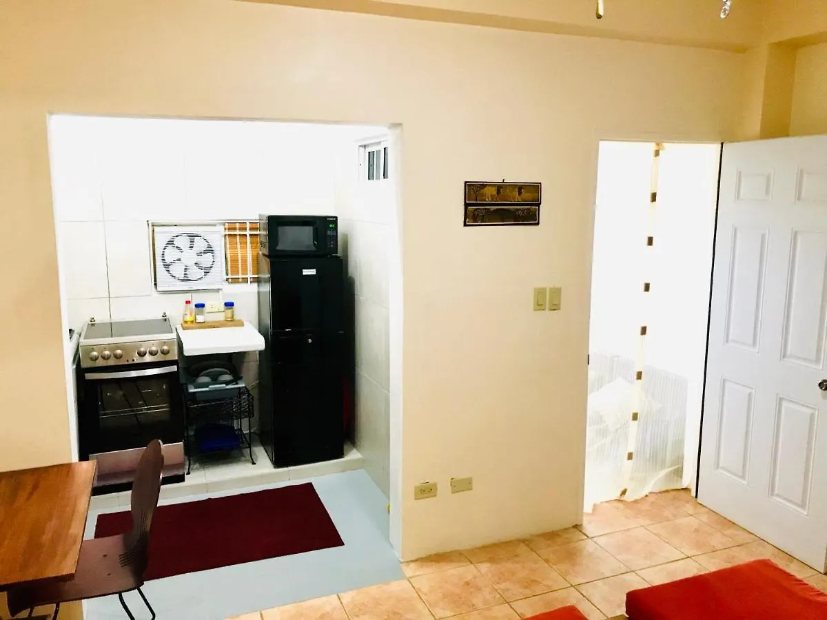 Home Or Away Studio Apartments Бухта Монтего